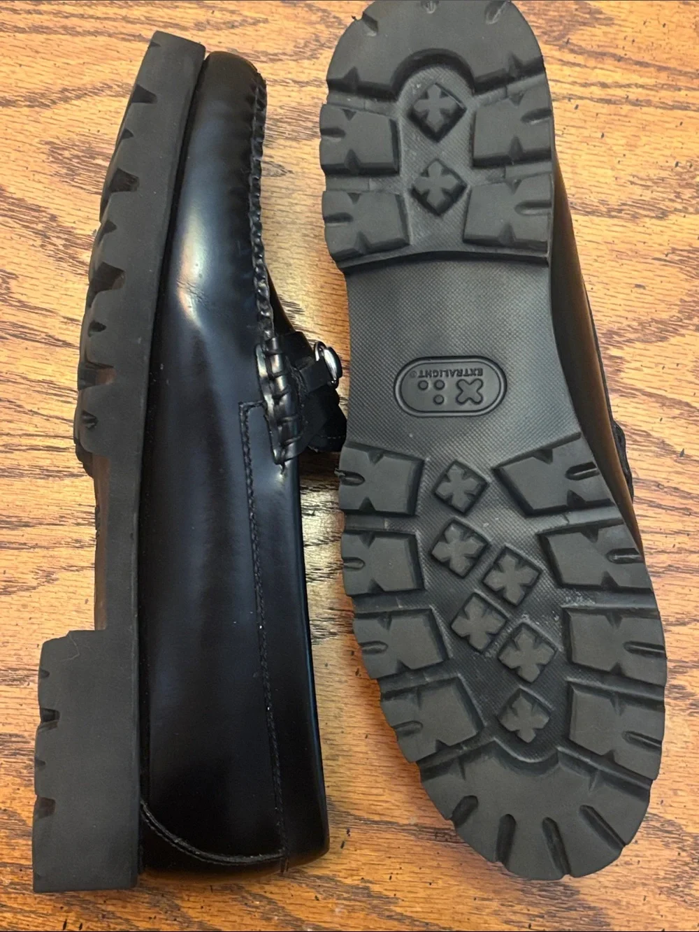 G.H. Bass & Co. Black Lianna Bit Super Lug Weejuns Loafers 10M